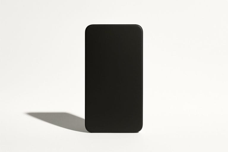 Tim Cook Steps Down at Apple, Leaves Successor $3 Trillion And One Rectangle